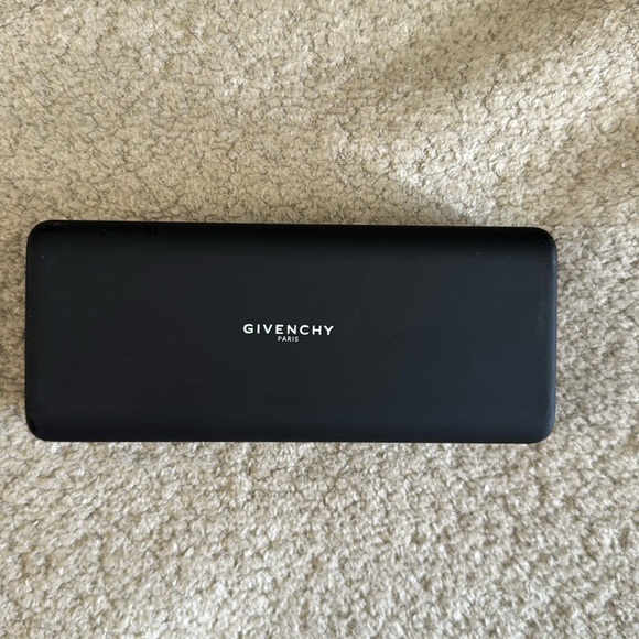 GIVENCHY BLACK AUTHENTIC SUNGLASSES/EYEGLASSES CASE ONLY - Picture 1 of 5